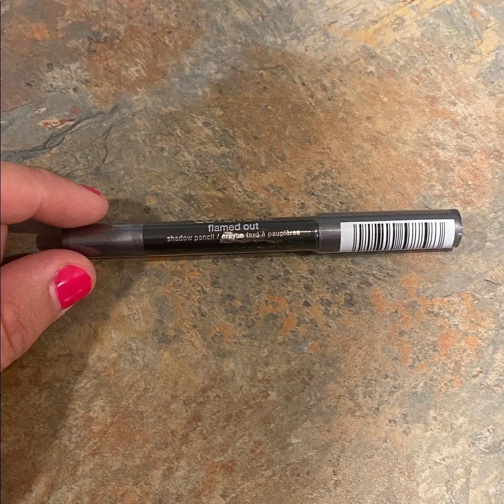 COVERGIRL Flamed Out Eyeliner NIP Silver Flame